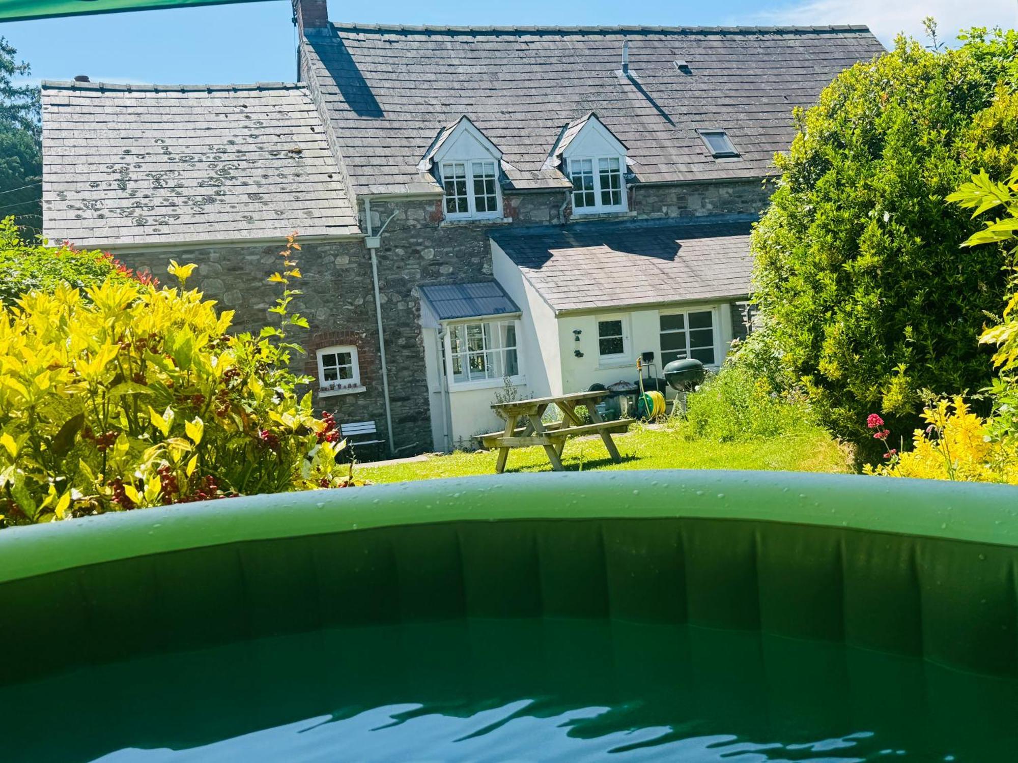 The Cottage 애버게이브니 외부 사진